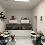 Chiaia Couette-café