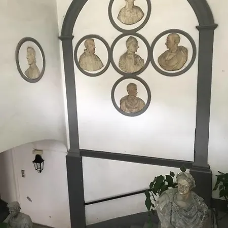 Chiaia B&B 4*