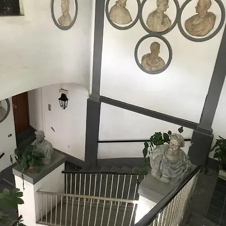Chiaia B&B 나폴리